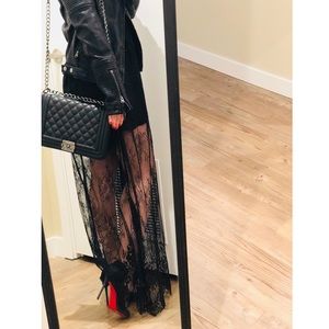 Black lace maxi dress by glamorous